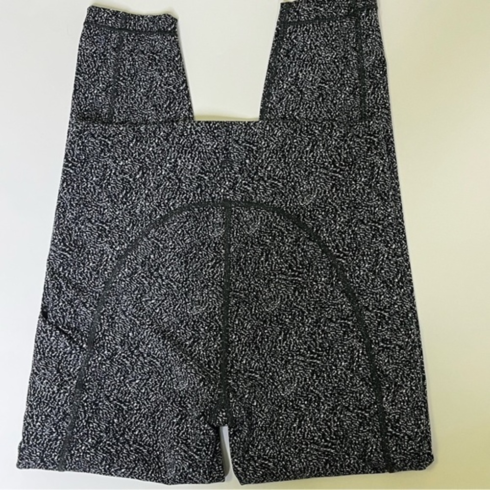 Athleta Ultimate Stash Textured 7/8 Tight Static Black White Small‎ - Picture 5 of 7